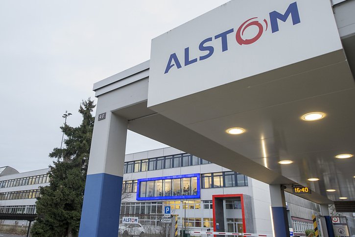 Lors de la présentation de ses résultats annuels le 8 mai, Alstom avait affiché une perte nette de 309 millions d'euros en 2023/2024, soit plus du double que lors de l'exercice précédent. (archive) © KEYSTONE/URS FLUEELER