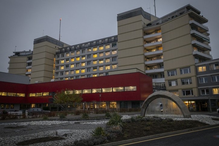 L’Hôpital cantonal a 50 ans. Sa structure ne répond plus aux besoins. © Alain Wicht