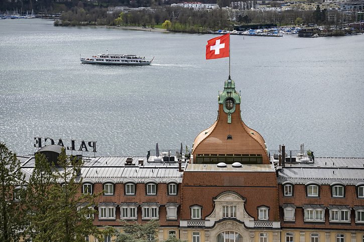 Le nombre de touristes étrangers en Suisse a poursuivi sa croissance l'an dernier (archives). © KEYSTONE/URS FLUEELER