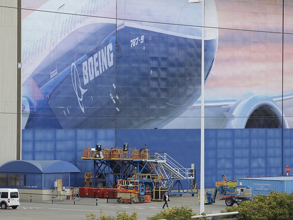 Les employés de Boeing en Caroline du Sud reprendront le chemin de l'usine début mai (image d'illustration). © KEYSTONE/AP/TED S. WARREN