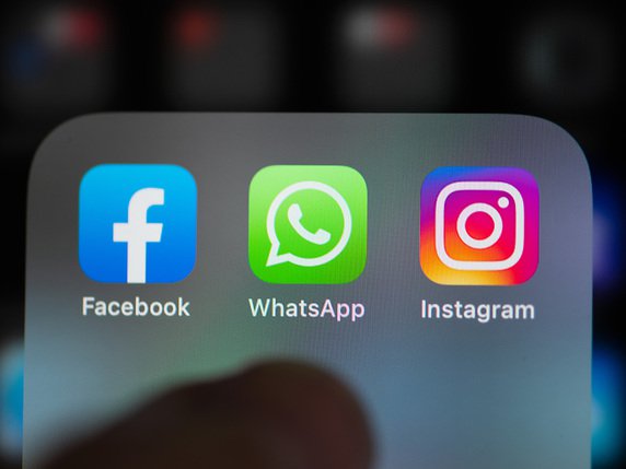 WhatsApp a annoncé repousser de trois mois le changement de ses conditions d'utilisation. © KEYSTONE/CHRISTIAN BEUTLER