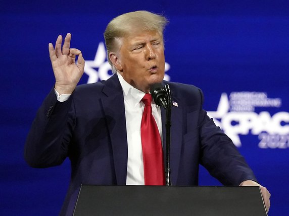 Donald Trump a fait à Orlando son premier discours depuis son départ de la Maison-Blanche le 20 janvier. © KEYSTONE/AP/John Raoux