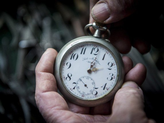 A deux heures, les montres ont été avancées à 03h00 (archives). © KEYSTONE/EPA MTI/SANDOR UJVARI