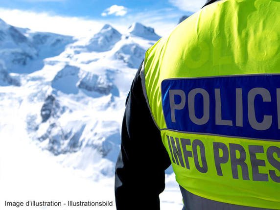 Deux alpinistes ont perdu la vie vendredi sur le Finsteraarhorn. © Police VS