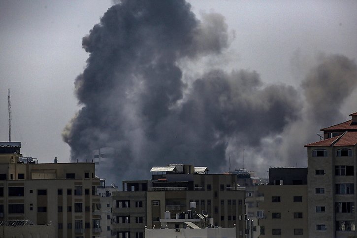 Environ un millier d'appartements, de bureaux et de commerces ont été détruits dans l'enclave paupérisée de Gaza lors de la dernière guerre avec Israël, la quatrième depuis 2008. © KEYSTONE/EPA/HAITHAM IMAD