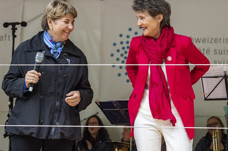Les conseillères fédérales Simonetta Sommaruga et Viola Amherd ont participé au Grüttli des femmes. © KEYSTONE/URS FLUEELER