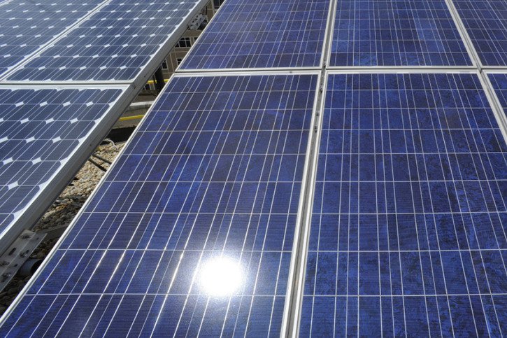L'énergie solaire pourrait produire suffisamment d'électricité pour alimenter toutes les maisons aux Etats-Unis d'ici à 2035, estime le ministère américain de l'énergie (archives). © KEYSTONE/AP The Birmingham News/BERNARD TRONCALE