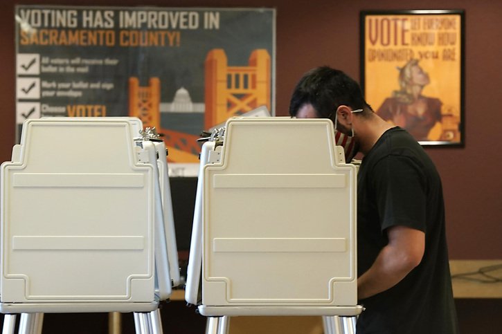 Les Californiens étaient appelés aux urnes mardi pour désigner leur gouverneur. © KEYSTONE/AP/Rich Pedroncelli