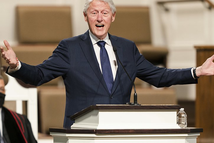 Bill Clinton est sorti de l'hôpital après y avoir passé cinq nuits. © KEYSTONE/AP/Kevin D. Liles