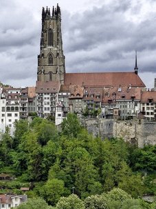 Fribourg plébiscite la fusion