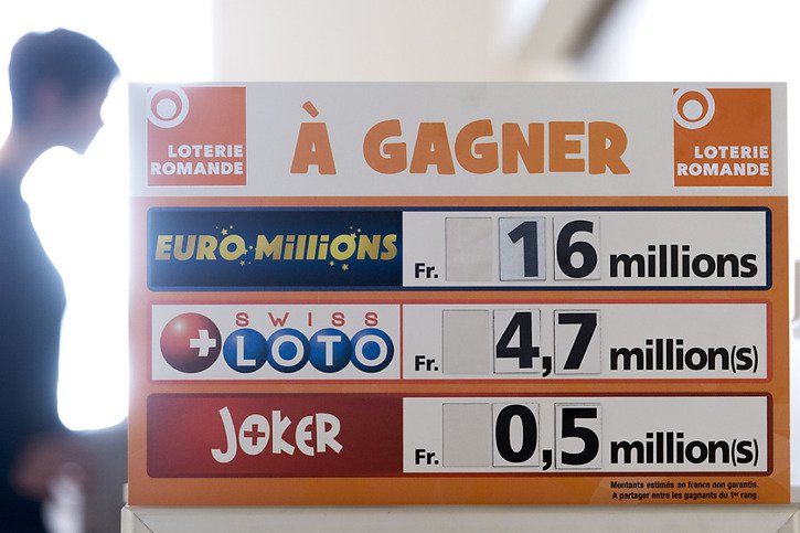 149 millions de francs s sont en jeu au jackpot du prochain tirage de l'Euro Millions mardi (Archives). © KEYSTONE/LAURENT GILLIERON