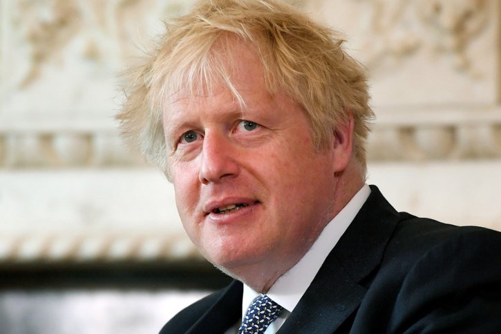 Des photos montrant Boris Johnson en train de trinquer en plein confinement relancent les accusations de mensonges à son encontre (Archives). © KEYSTONE/EPA/ANDY RAIN / POOL