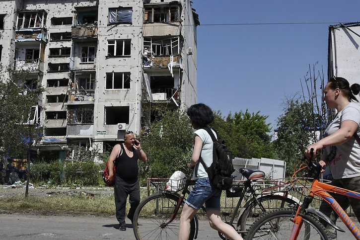 La ville de Sloviansk est dans le viseur des forces russes, qui tentent de reprendre totalement le contrôle du Donbass (archives). © KEYSTONE/AP/ANDRIY ANDRIYENKO