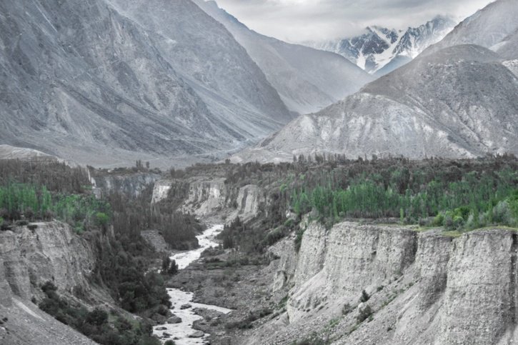Le plus grand fleuve d'Asie du Sud, l'Indus, qui traverse notamment le Pakistan, ne sera plus en mesure de répondre à 79% des besoins de la demande actuelle (archives). © KEYSTONE/EPA/OLIVIER MATTHYS