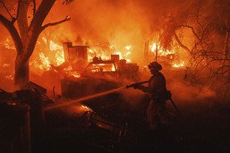 Canicule et feux: la Californie menacée par des coupures de courant