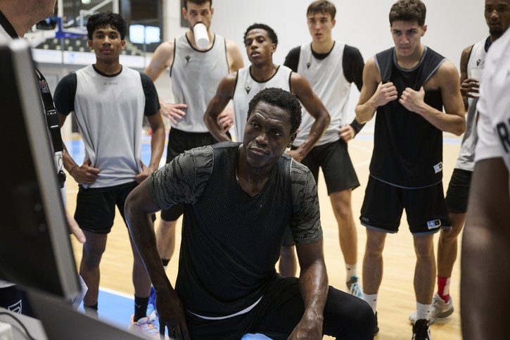 Fribourg Olympic: Cheikh Sanè a commencé le basket grâce à… des baskets!