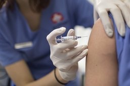 Pharmacovigilance: Un rapport révèle des lacunes dans le suivi des effets indésirables des médicaments et vaccins