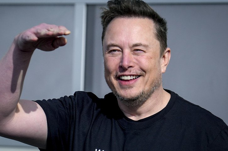 Les actionnaires de Tesla ont récemment validé le plan massif de rémunération d'Elon Musk, évalué à un peu moins de 50 milliards de dollars. (archive) © KEYSTONE/AP/Ebrahim Noroozi